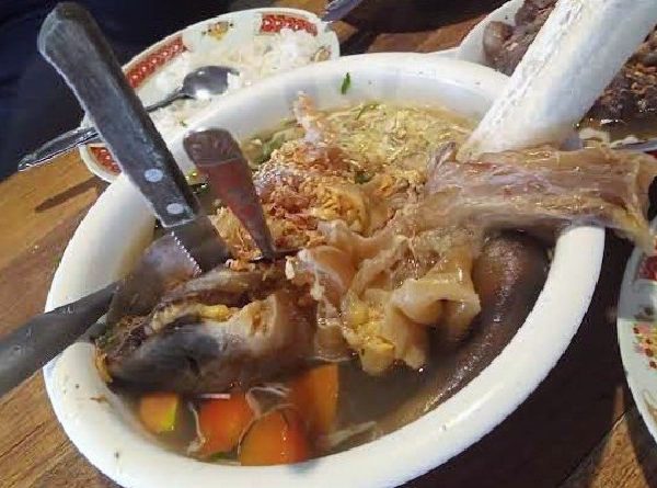 SOTO BRAKOT MAS AAN: PUAS MBRAKOTI SIKIL SAPI SAMPAI MEMBLE