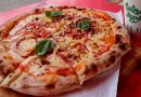 TUNQU NANGKRING: SAJIKAN PIZZA JALANAN LONDO EDAN SAMPAI GAGAL DIET